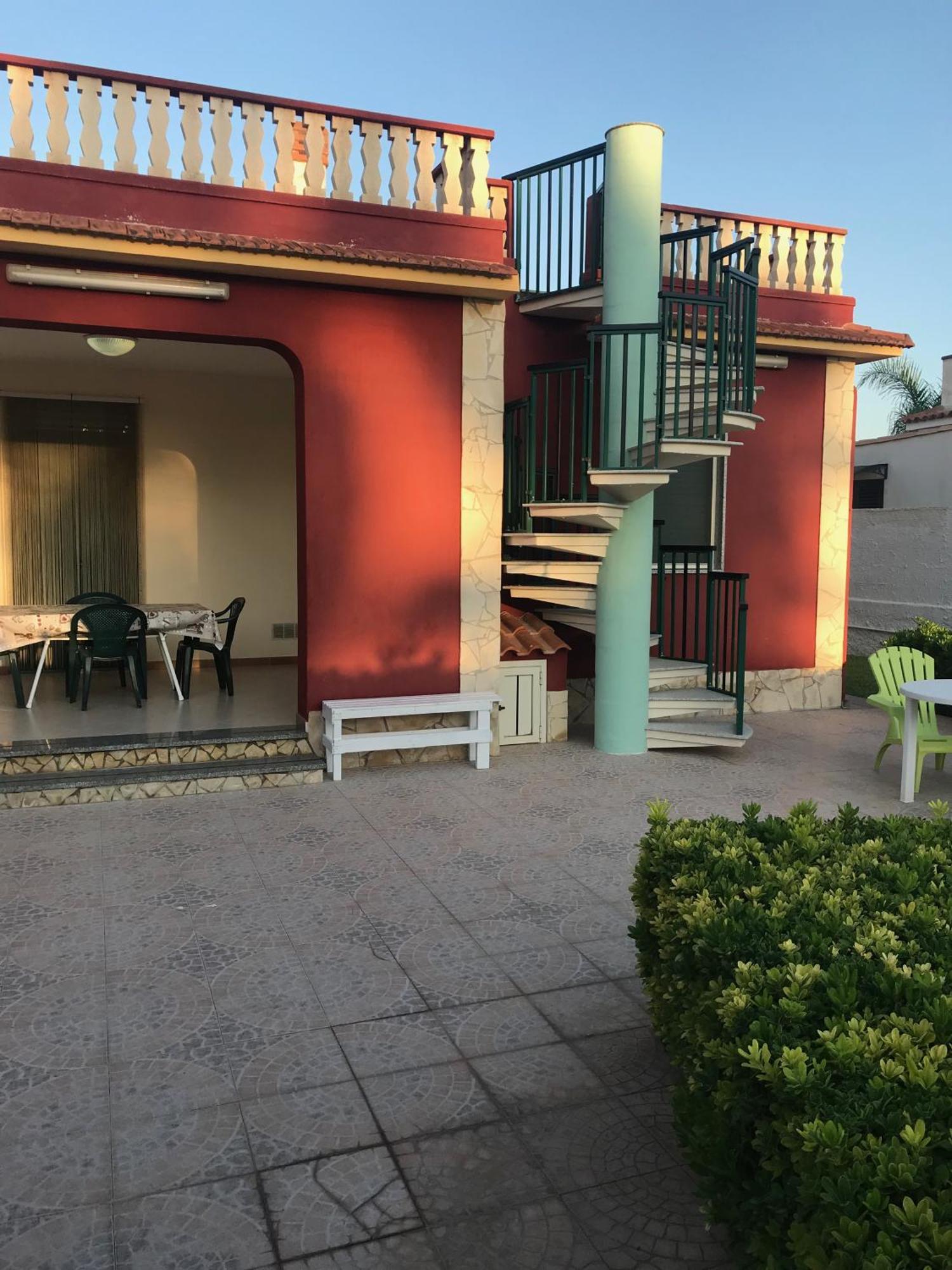 Red House Near The Sandy Beach, Parking & Wi-Fi Avola Exterior photo